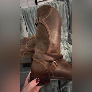 Olu Kai Pa’ai leather and suede boots sz 9.5